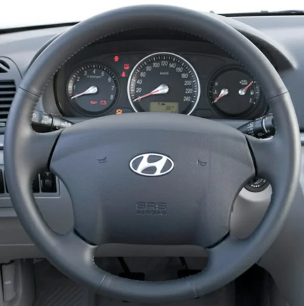 Hyundai 25