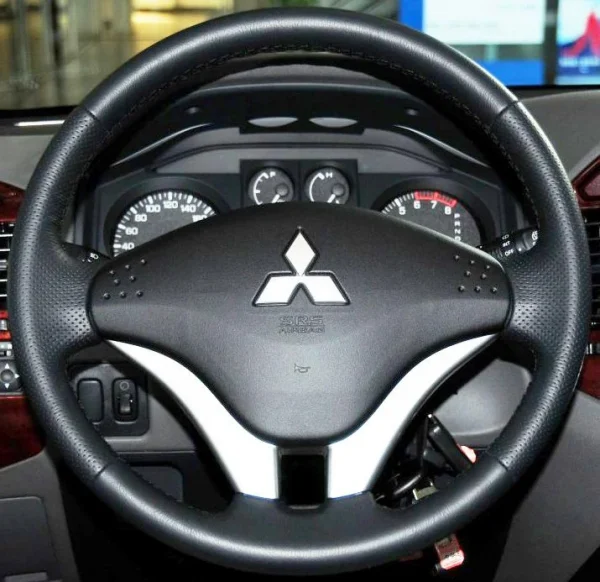 Mitsubishi 09